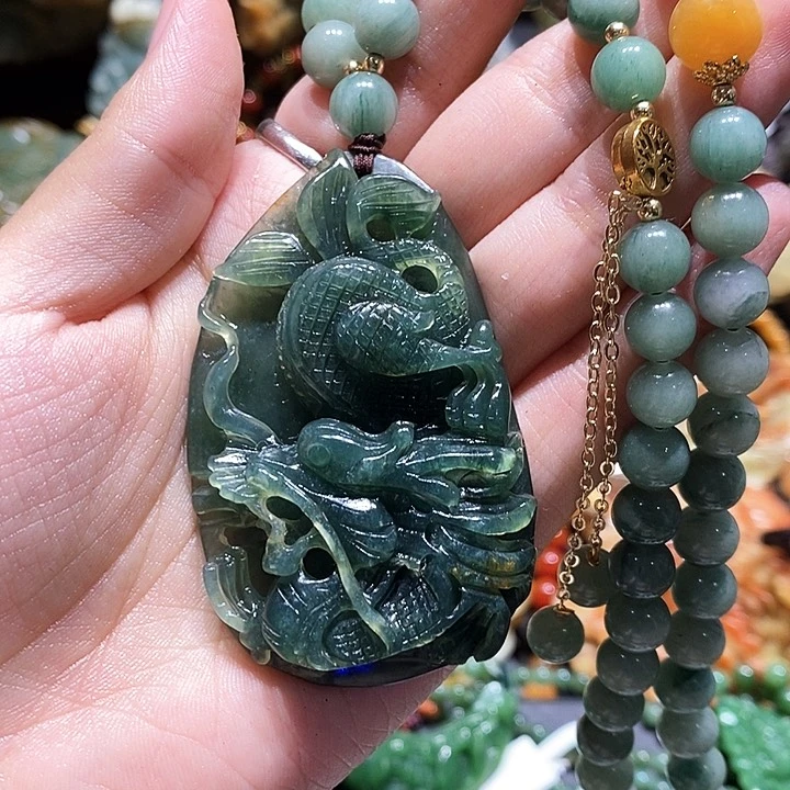 岫玉未镶嵌毛衣链