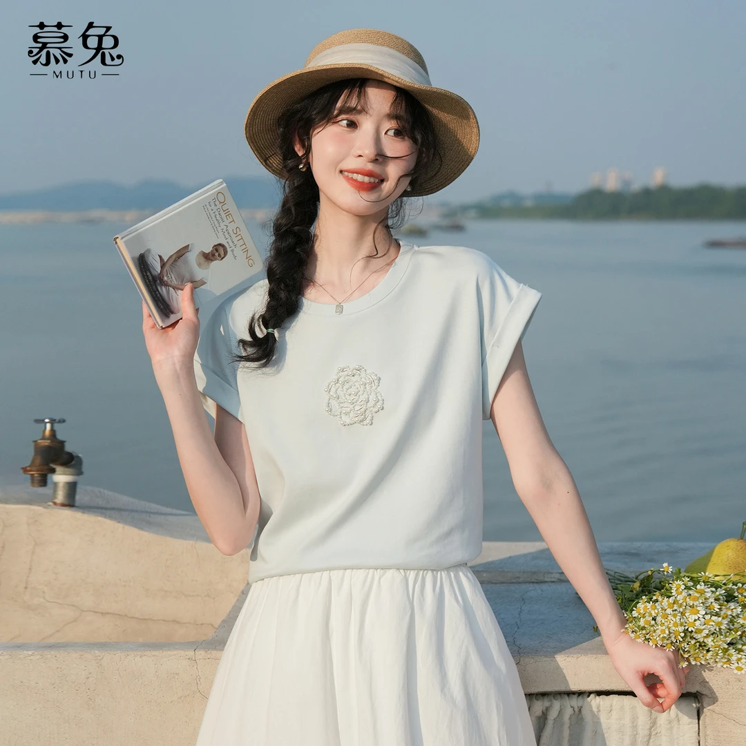 慕兔法式钉珠花朵短袖t恤女2025夏季新款设计感小众宽松显瘦上衣