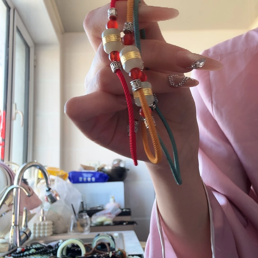 和田玉路路通18K金镶嵌