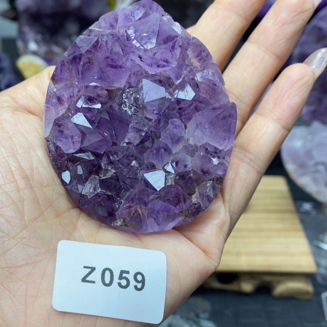 未镶嵌大型摆件（非配饰）水晶