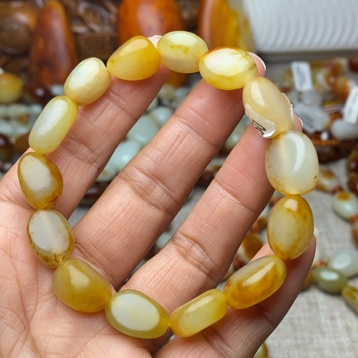 和田玉未镶嵌手链