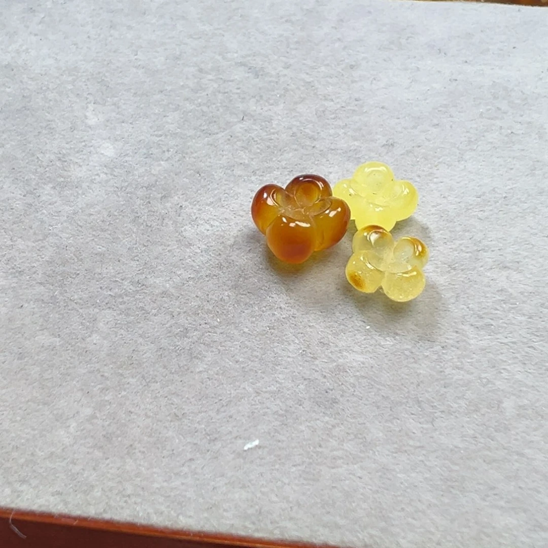 未镶嵌吊坠(不含链)琥珀周****.