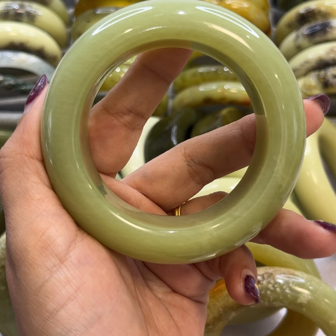 未镶嵌蛇纹石玉手镯5号55.8
