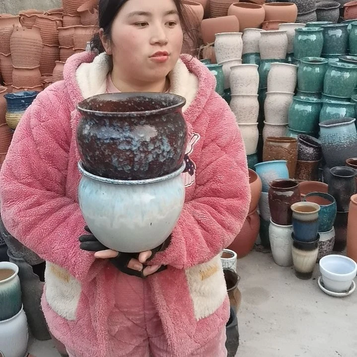 红陶口20高16瑕疵两个盆子