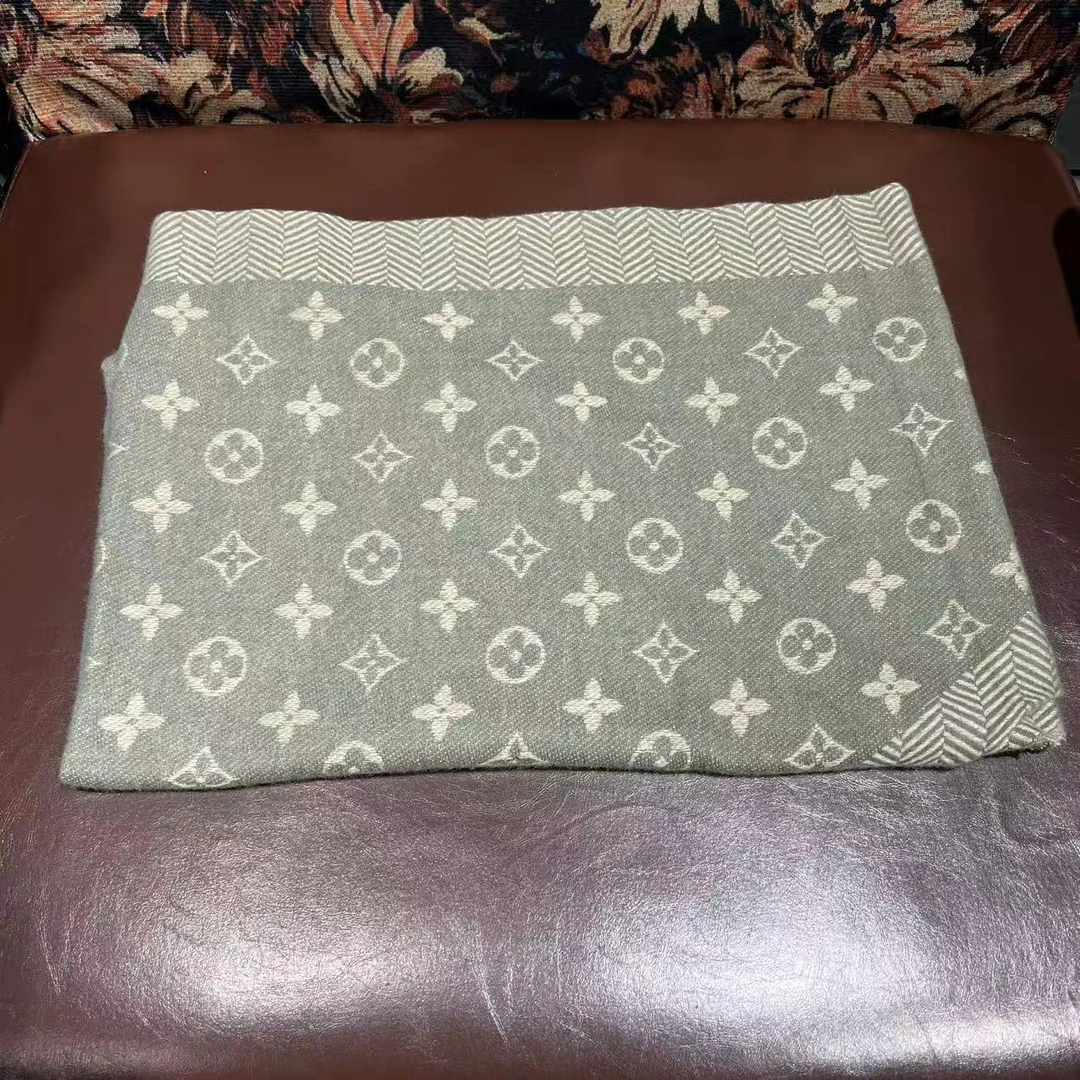 秋冬三角大披肩围巾