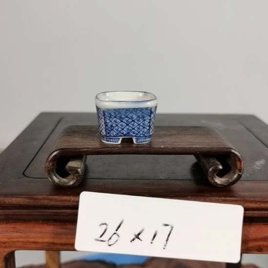 手工坯手绘青花釉下五彩