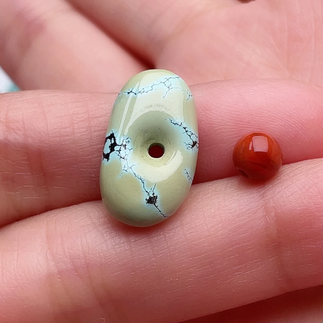 未镶嵌南红玛瑙珠宝奇石