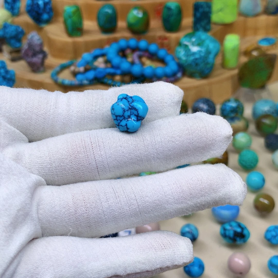 绿松石未镶嵌三彩随行