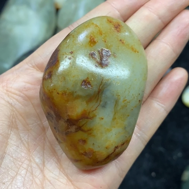 未镶嵌和田玉（糖玉）挂件