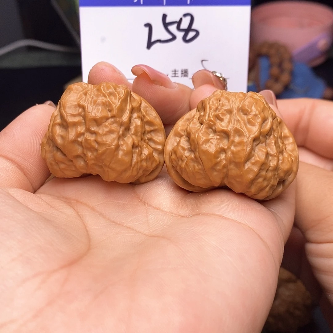 桃核吊坠蛤蟆头40有修s