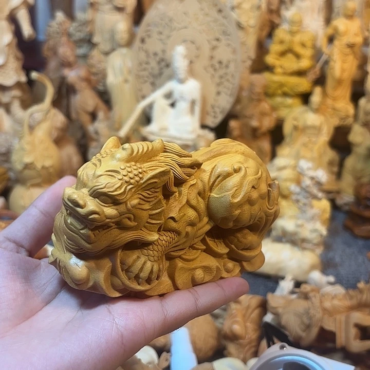 樟科（黄金檀）黄金檀瑕疵貔貅