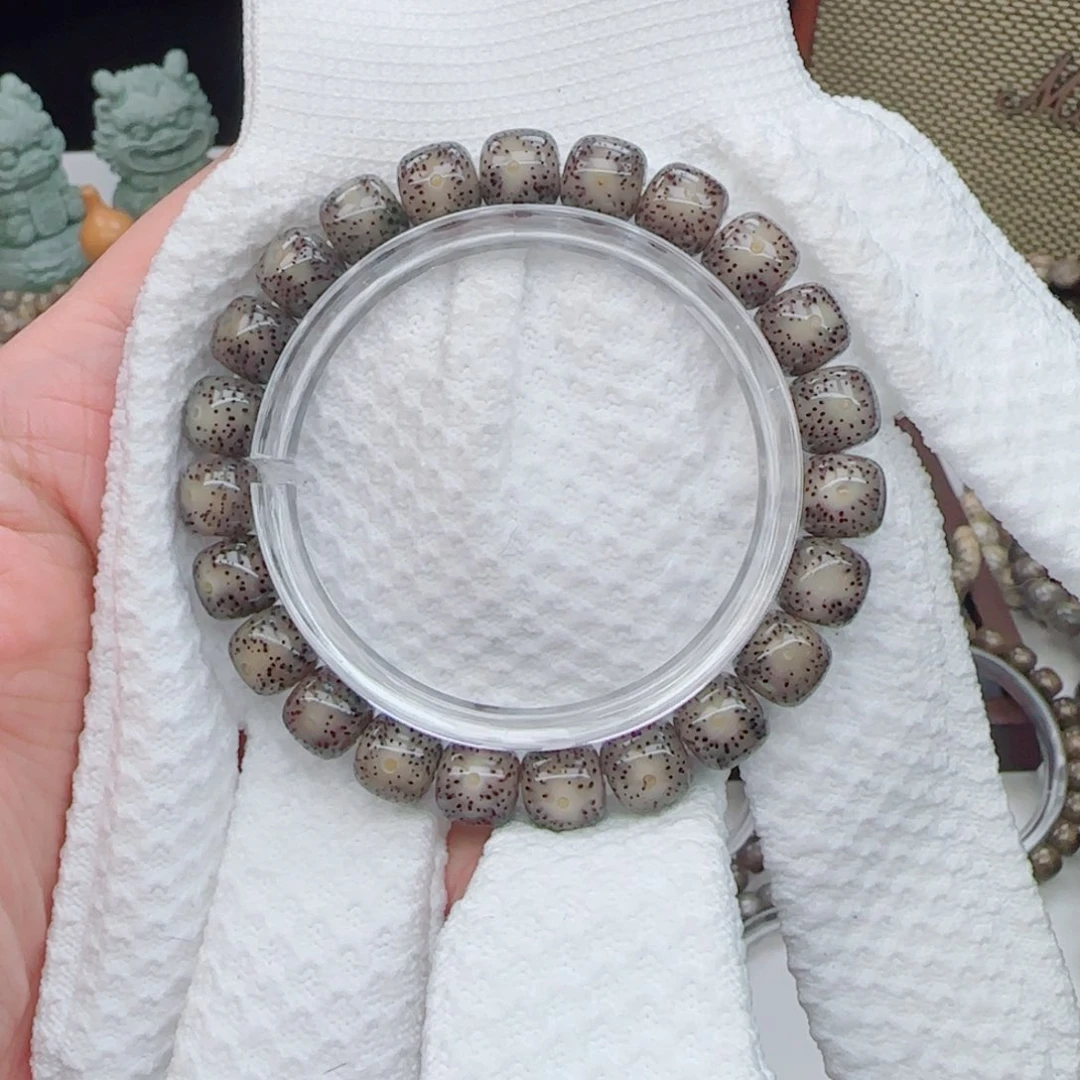 L***主星月菩提手串冰糖玻璃体针尖星10*9