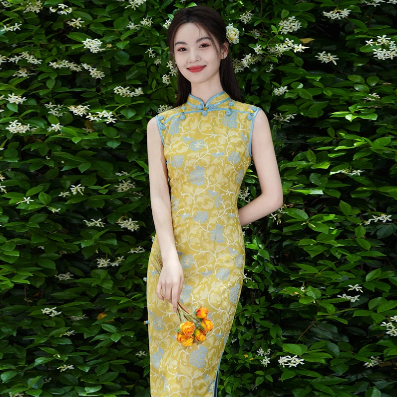 黄色旗袍2025新款新中式国风气质日常改良年轻款高级感绝美连衣裙