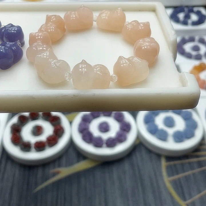 石英质玉（非洲翠）合金手串