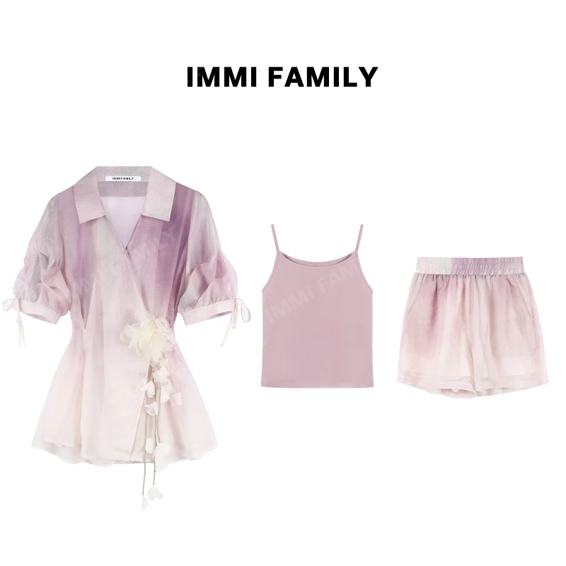 “春烟扶桑”仙气飘逸渐变色气质时尚套装V领花朵装饰修身衬衫短裤