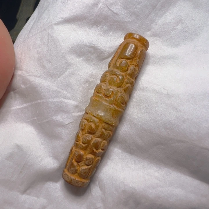 未镶嵌和田玉（糖玉）挂件