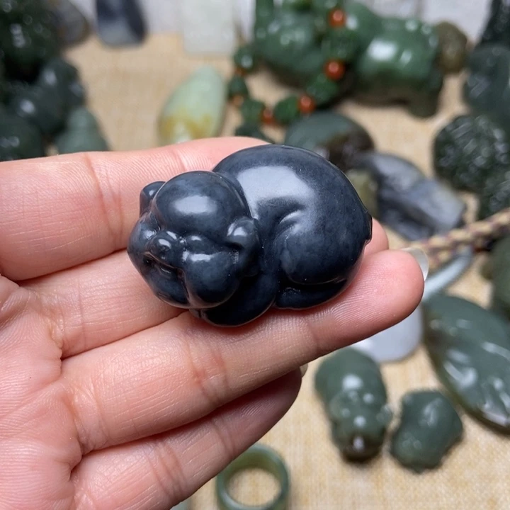 和田玉和田玉未镶嵌赤*