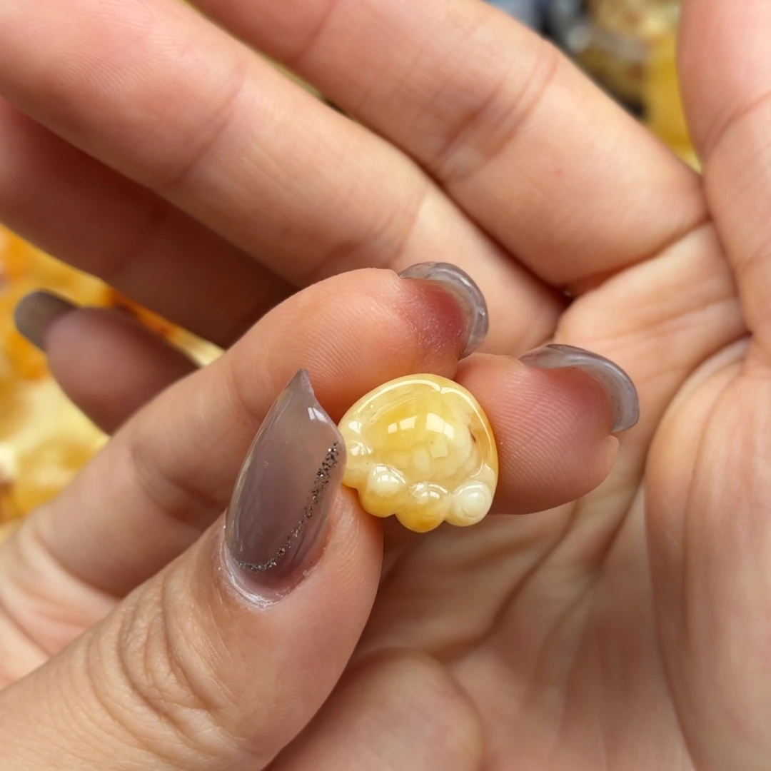 裸石琥珀未镶嵌蜜蜡