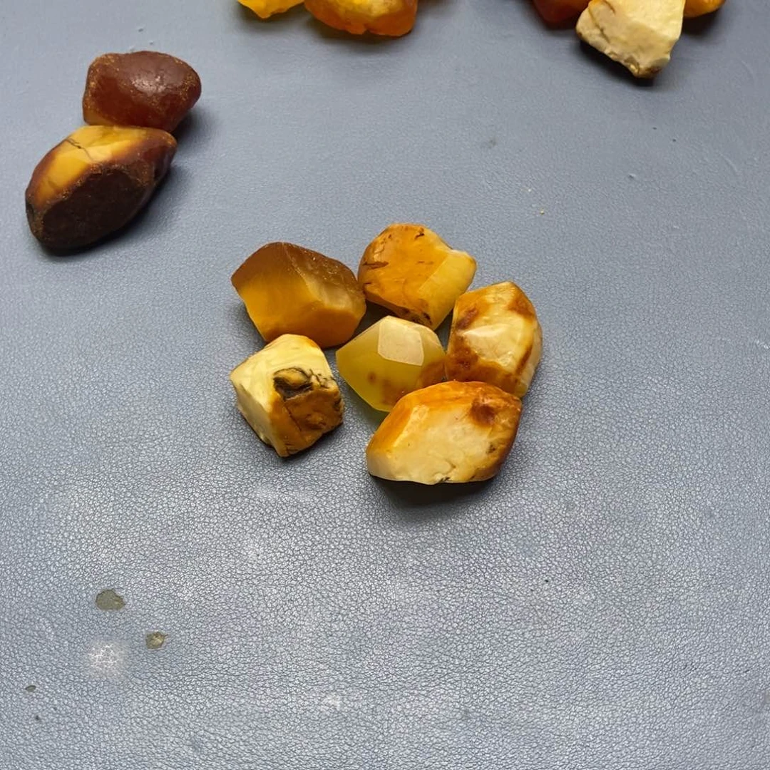 定制琥珀未镶嵌传世琥珀蜜蜡定制