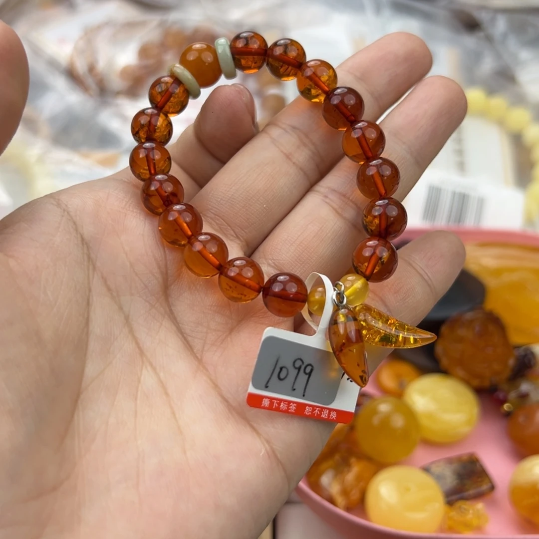 琥珀珠宝奇石未镶嵌