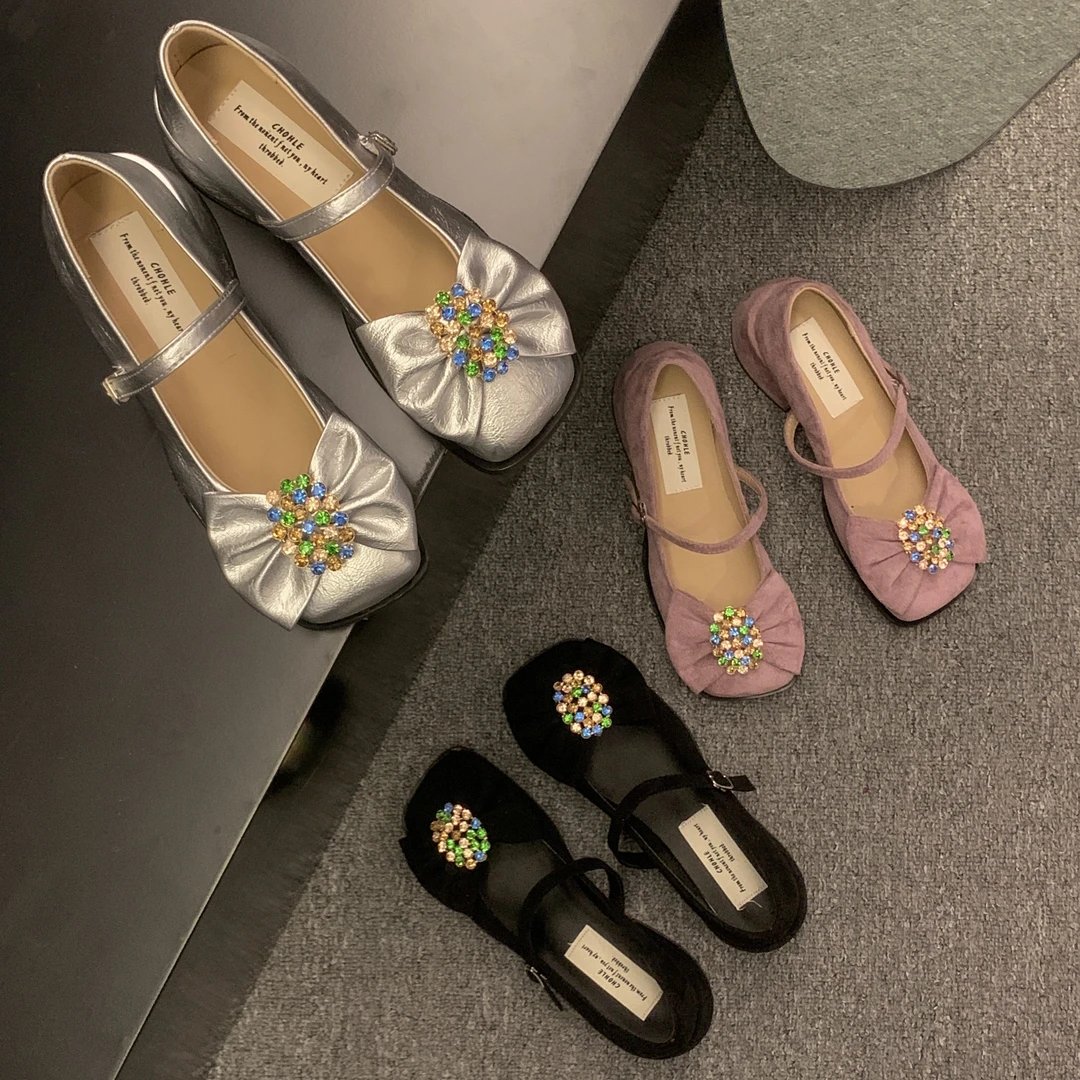 贾不假玛丽珍鞋女2025春季新款复古绝美时尚水钻蝴蝶结配裙子单鞋