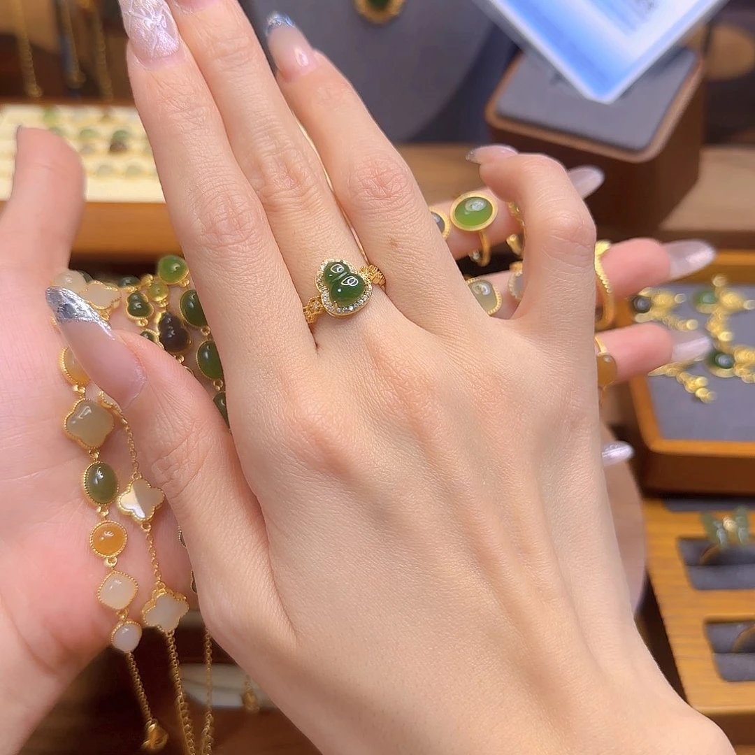 和田玉戒指银S925镀金镶嵌