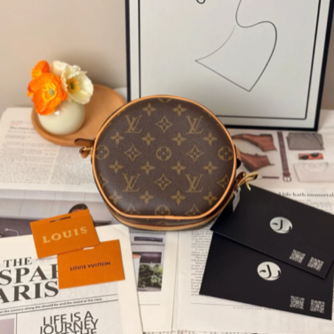 99新 LouisVuitton/路易威登 软圆饼 小号 芯片款/JW4311