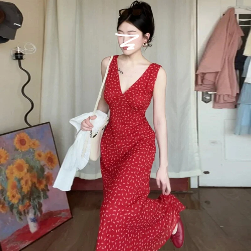 ZJ3859红色无袖V领修身连衣裙子新年穿搭长裙2025年夏季新款