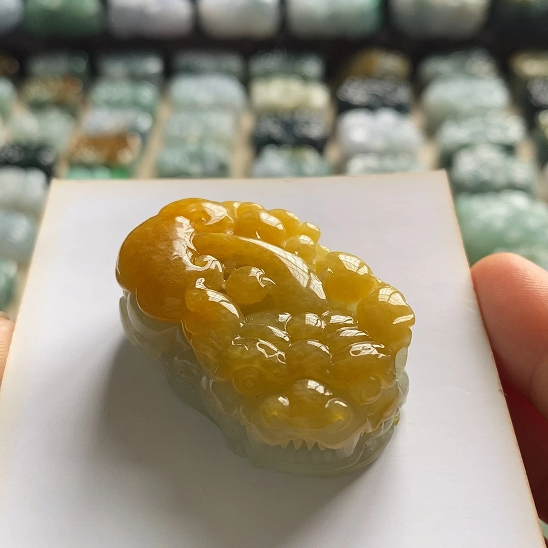 翡翠未镶嵌颈饰天然翡翠貔貅吊坠