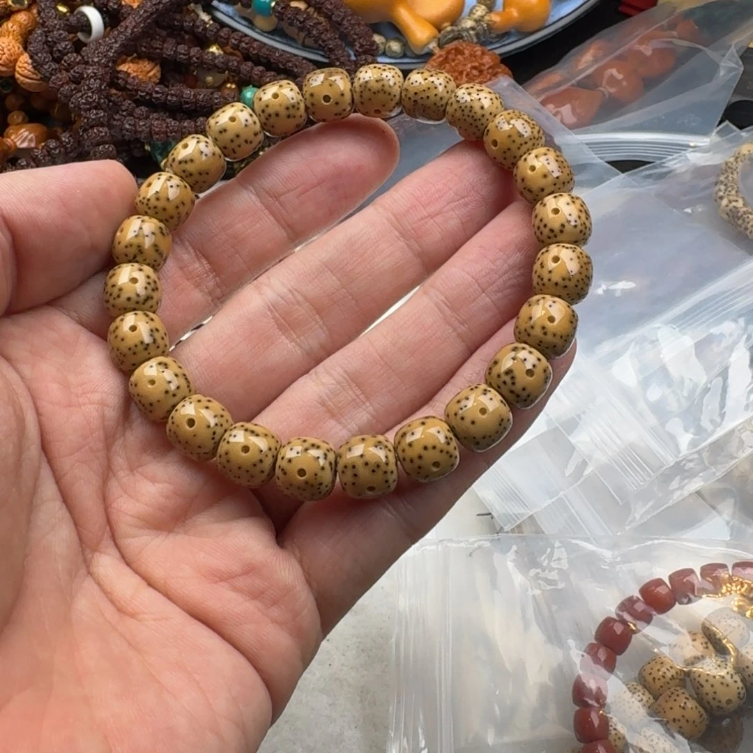 青****吊坠凤眼菩提手串