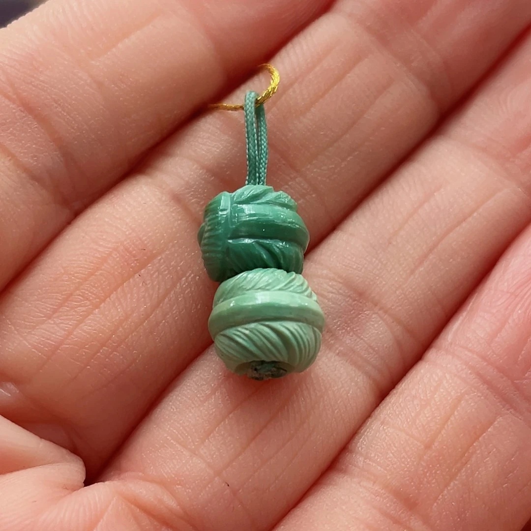 绿松石颈饰未镶嵌