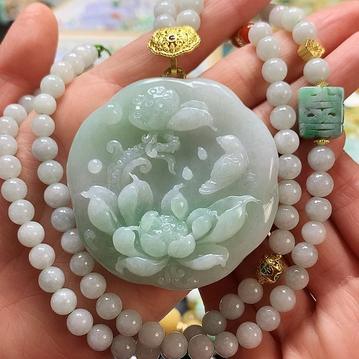 翡翠颈饰未镶嵌吊坠