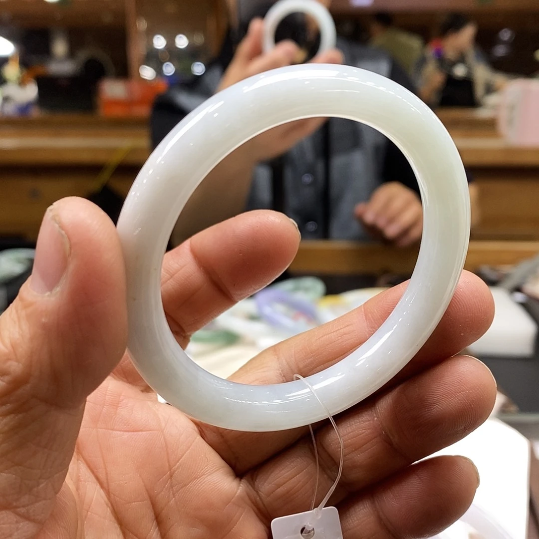 翡翠未镶嵌手镯翡翠手镯55，卡9