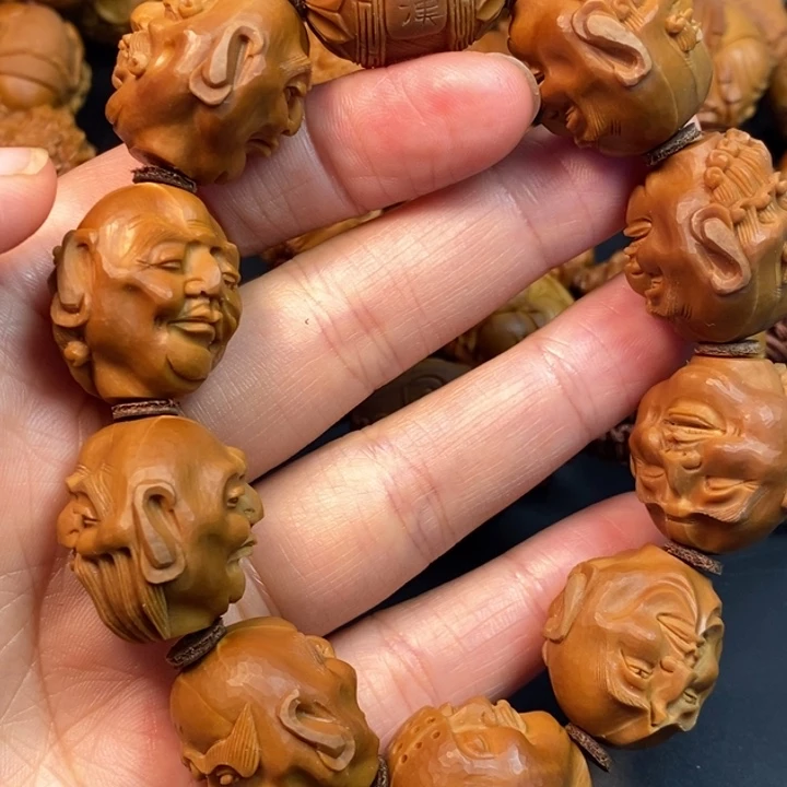 橄榄核摆件工***魔十八罗汉