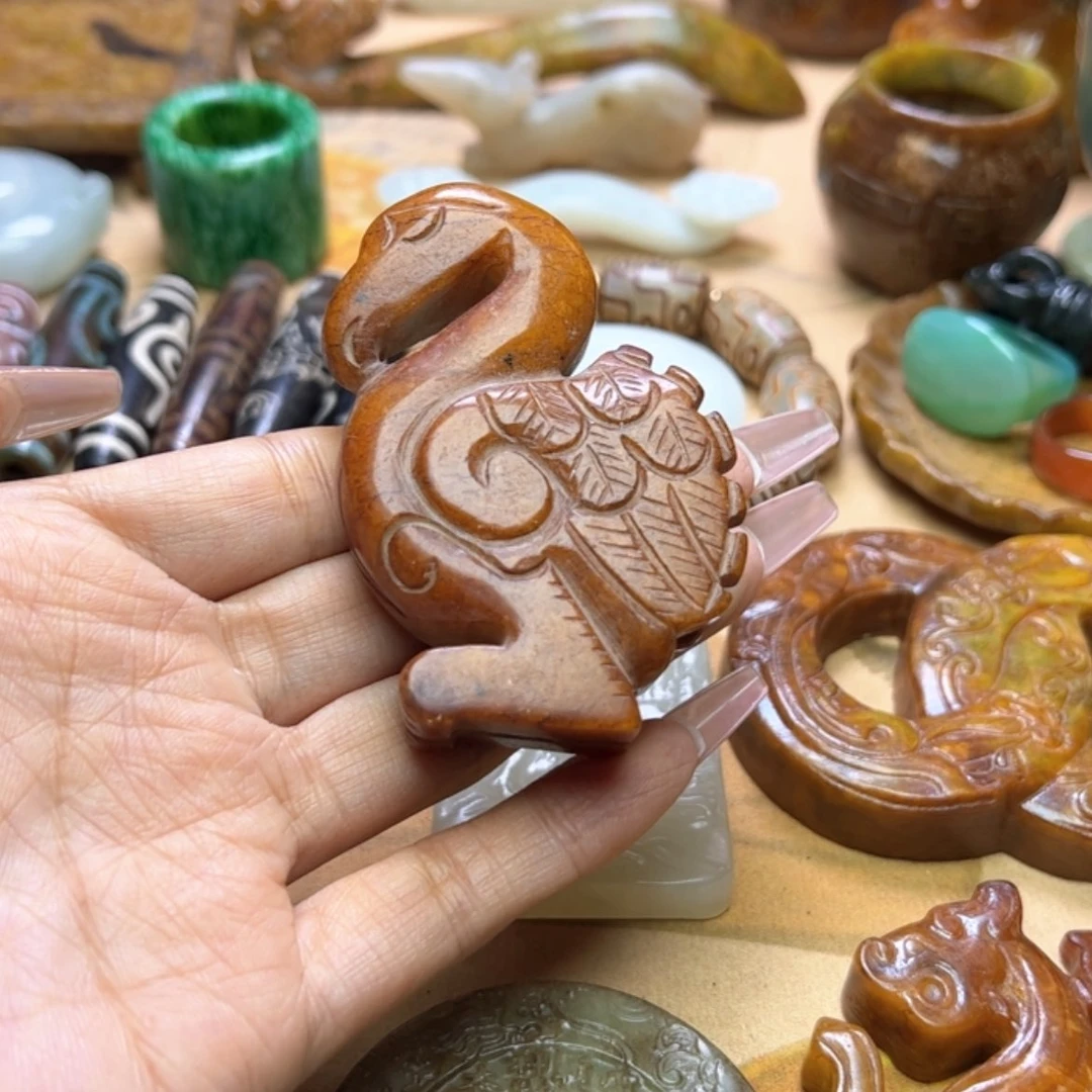 【闪购商品】蛇纹石玉颈饰未镶嵌