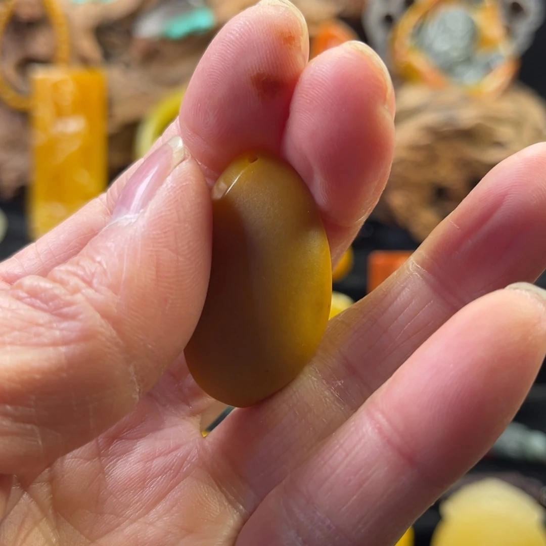 石英质玉原石未镶嵌楚****e