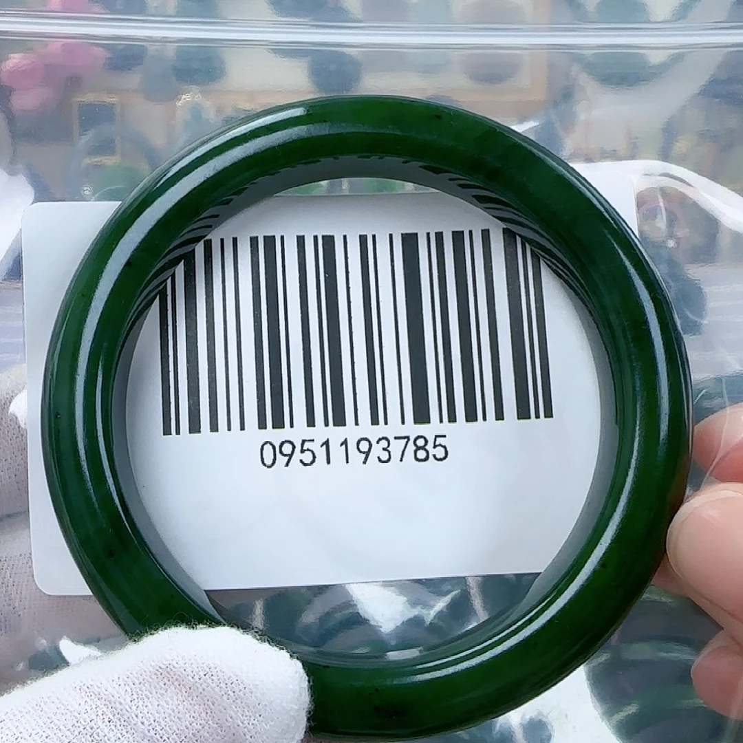 和田玉（碧玉）手镯未镶嵌微瑕5859