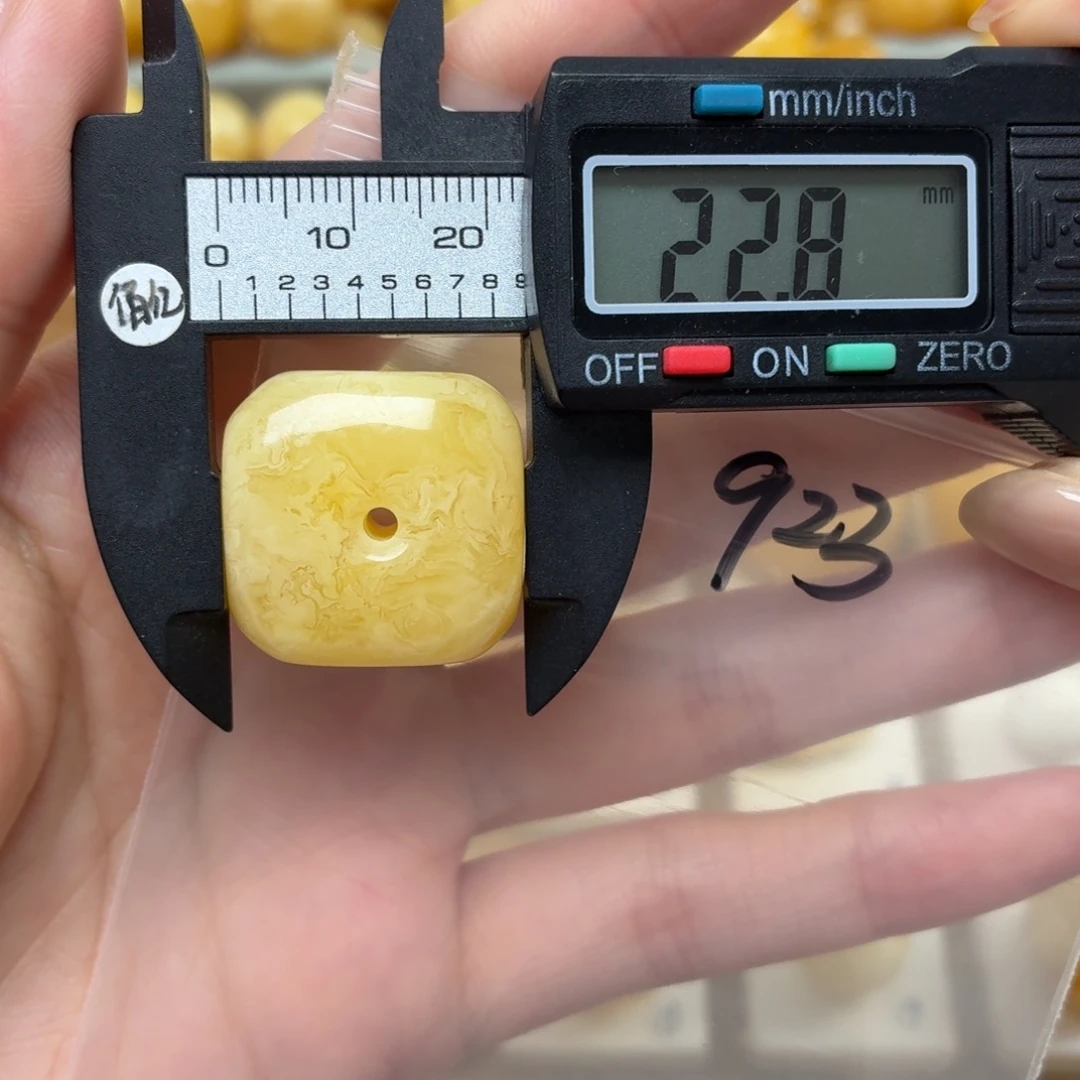 蜜蜡未镶嵌裸石蜜蜡藏扣方扣