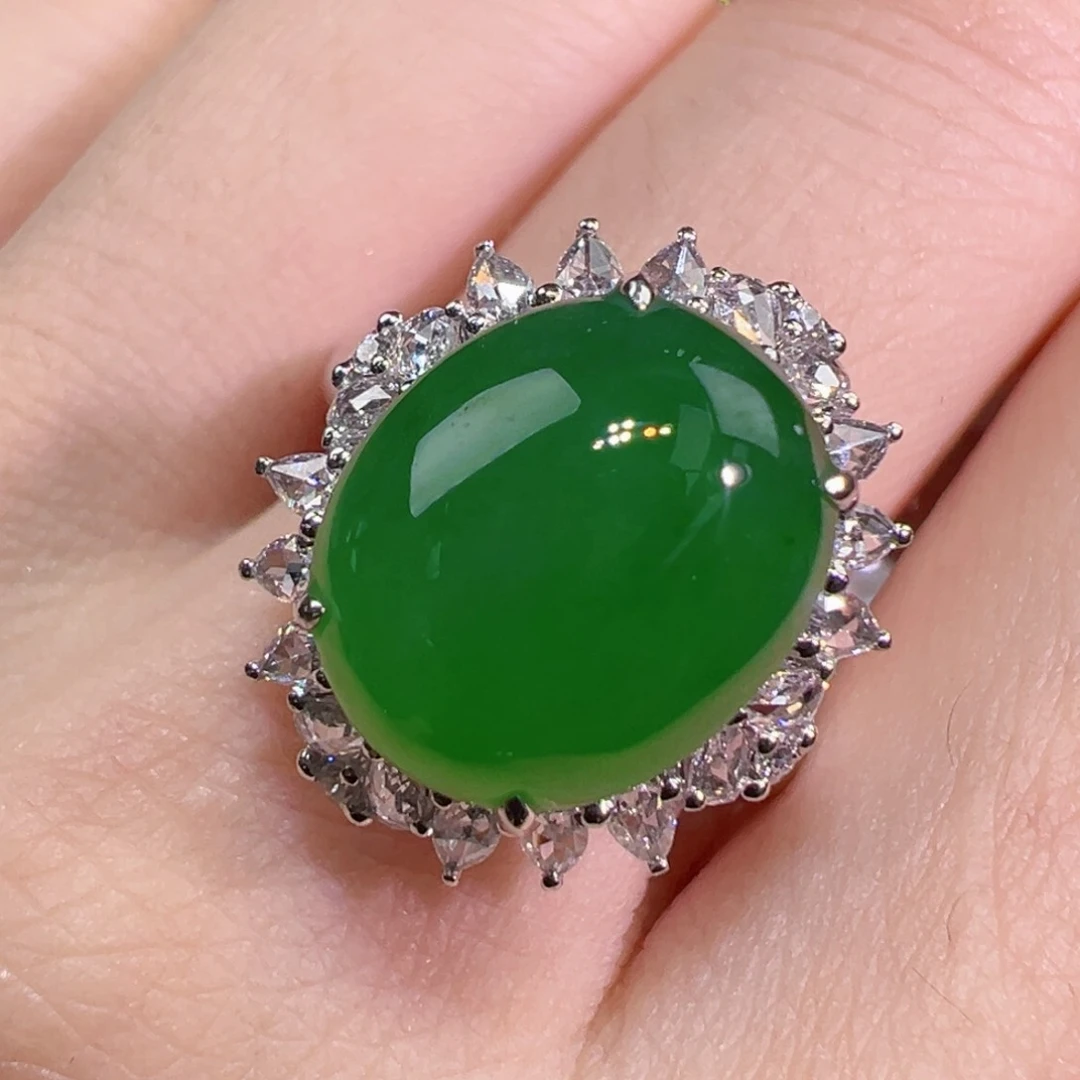 翡翠戒指18K金镶嵌戒指