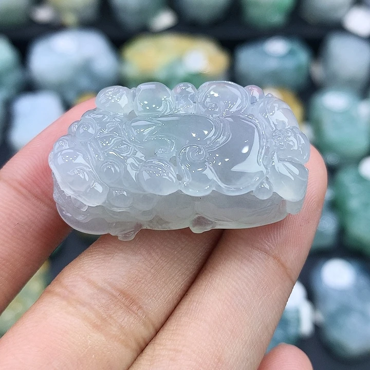 翡翠未镶嵌颈饰天然缅甸翡翠