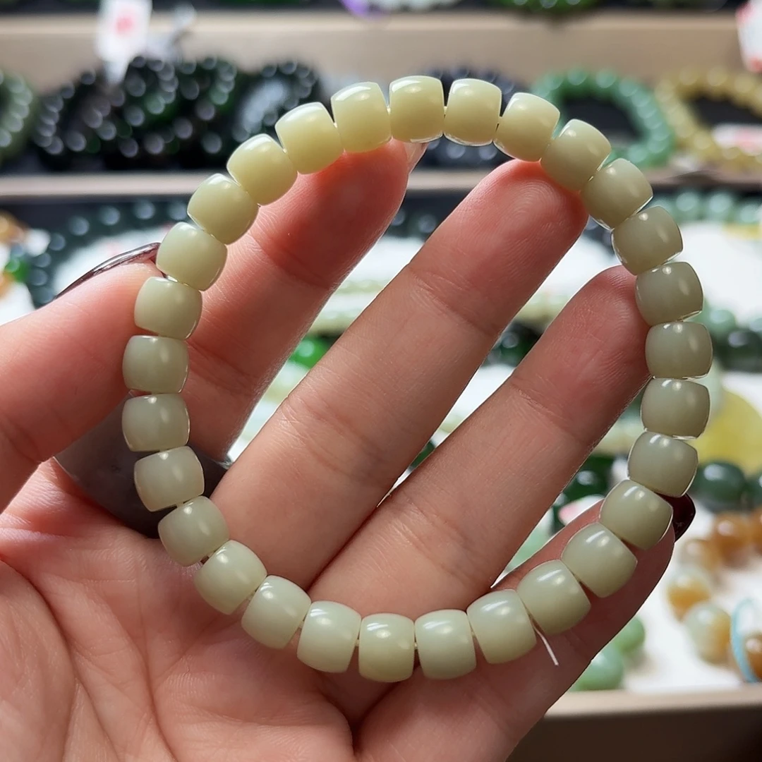 和田玉未镶嵌手链且末8.3 特细