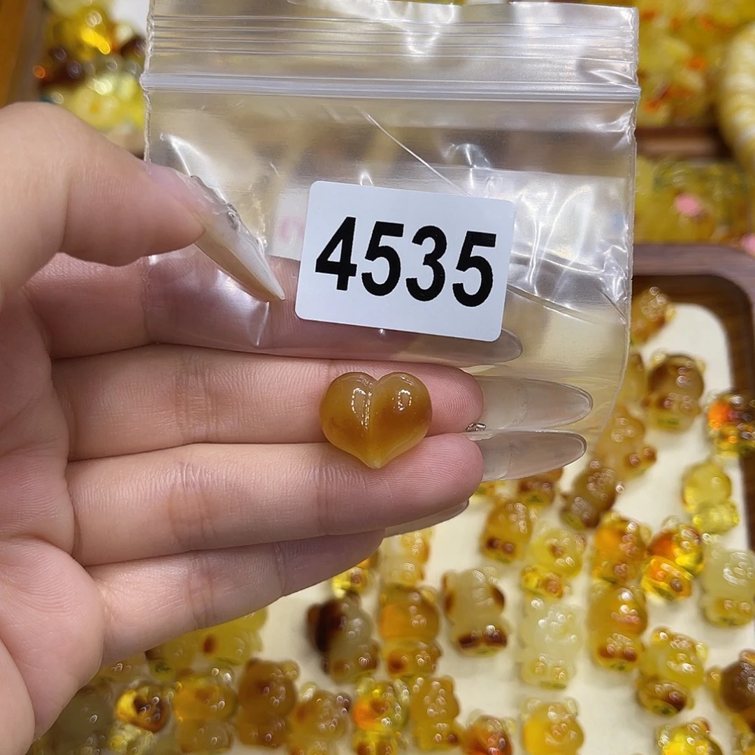 琥珀未镶嵌珠宝奇石