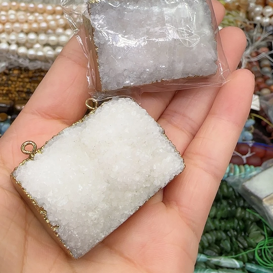 玛瑙/玉髓合金珠宝半成品白水晶双孔吊坠一颗