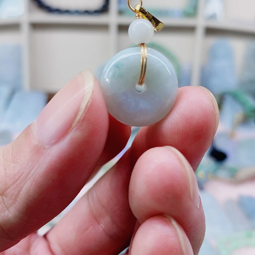 吊坠(不含链)未镶嵌翡翠天然