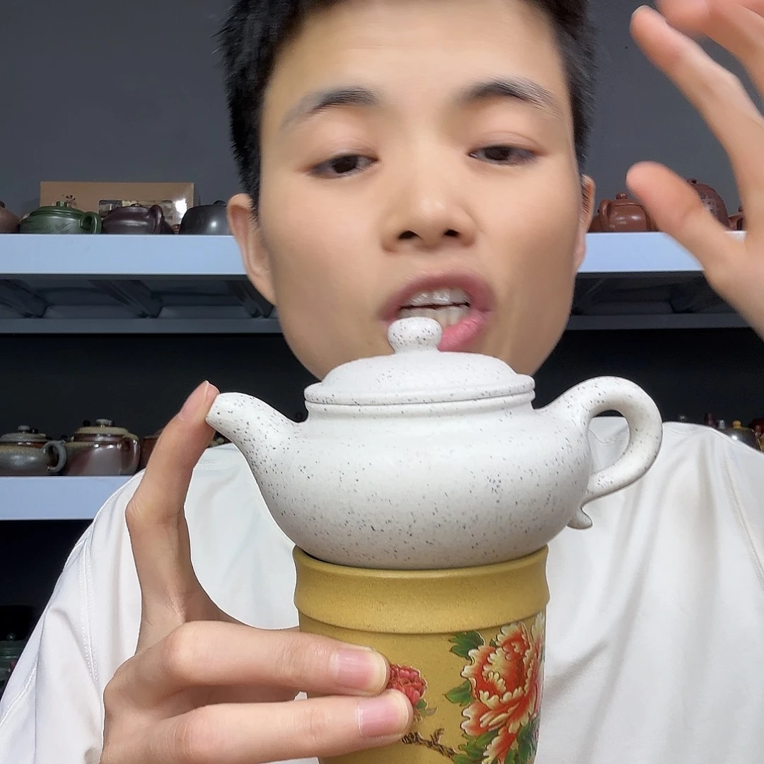 茶壶底槽青民间手艺人全手工制作