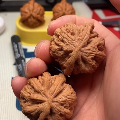 胡***旅文玩核桃把件大粗筋