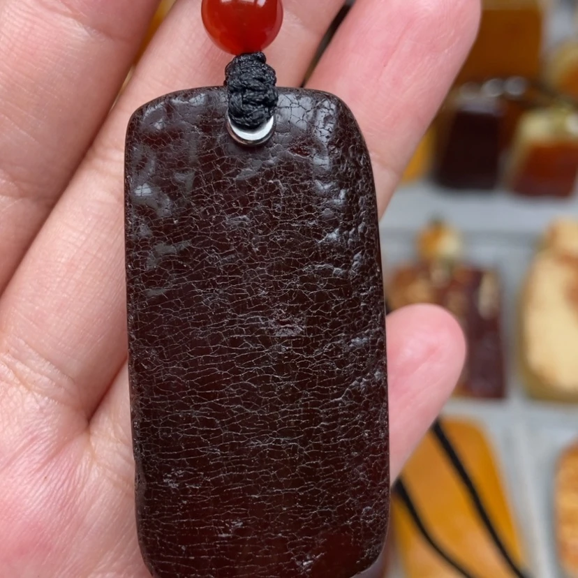 【闪购商品】未镶嵌颈饰琥珀