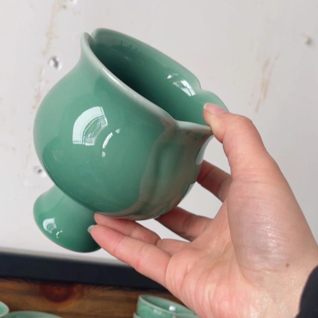 瓷片哈哈哈哈哈哈哈哈呵呵呵