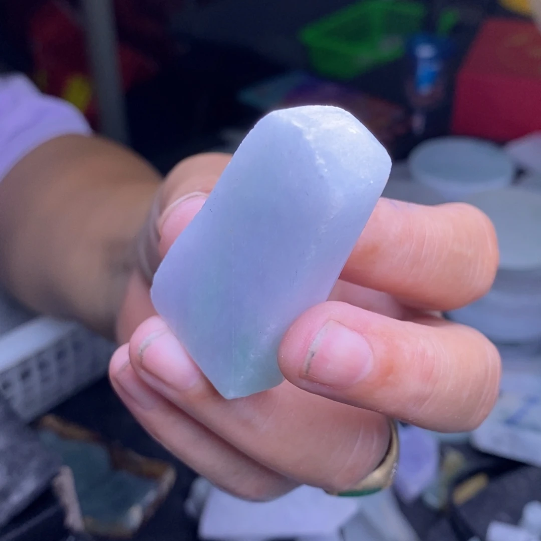 未镶嵌定制翡翠