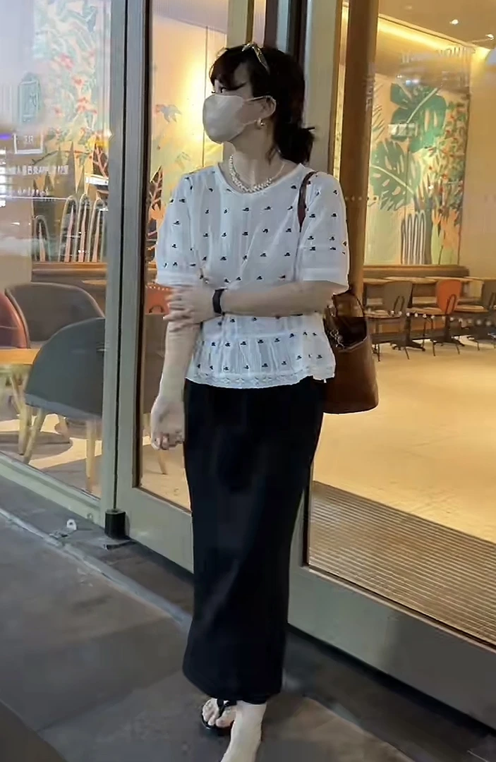 UM25154韩系树叶刺绣娃娃小衫短袖衬衫2025夏季新款衬衫百搭